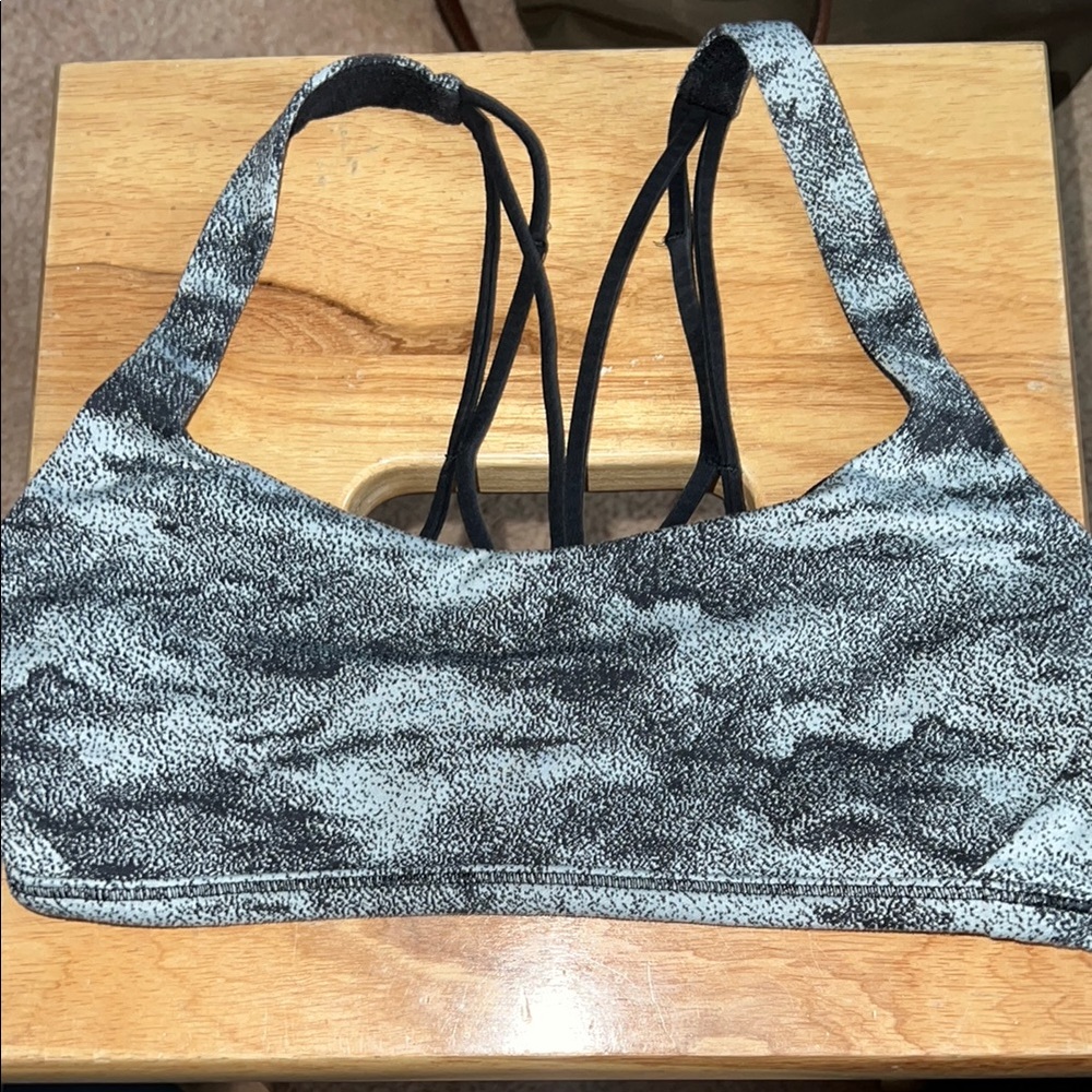 Lululemon bra
